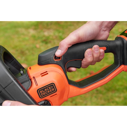 The 3in1 18V Cordless SEASONMASTER™ Multi-Tool