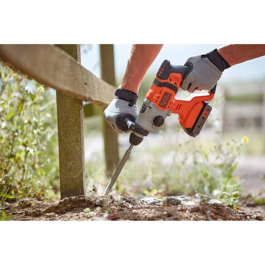 18V Cordless SDS-Plus Hammer Drill With 1 Accessory in a Kit Box