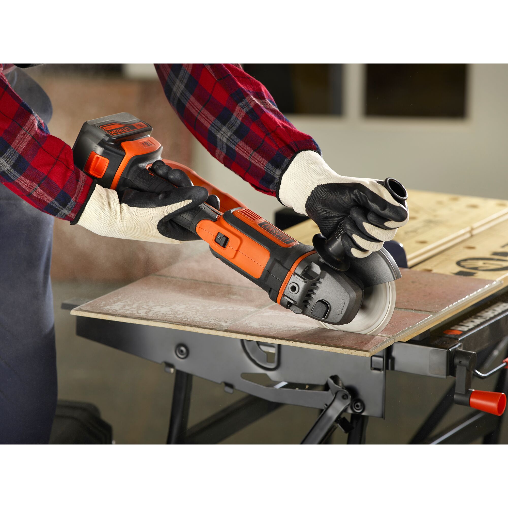 18V Cordless Angle Grinder With 4.0Ah Battery, Charger and