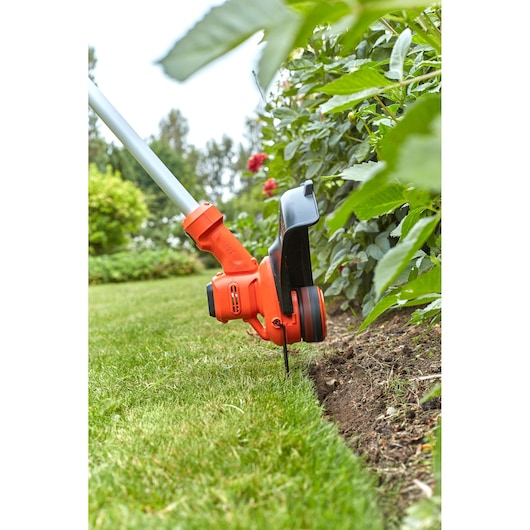 36V Cordless STRIMMER® 33CM String Trimmer with AFS® - 2.5Ah Battery Kit