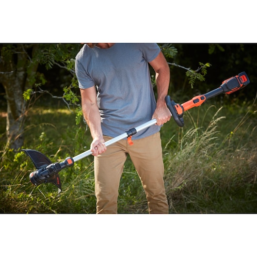 36V Cordless STRIMMER® 33cm String Trimmer with POWERCOMMAND™ - 2.5Ah Battery Kit