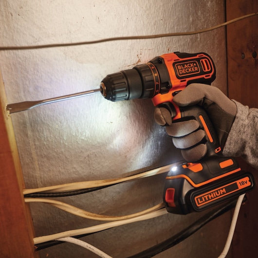 18V 2G Drill Driver + 400mA Charger + 2 Batteries + Kitbox