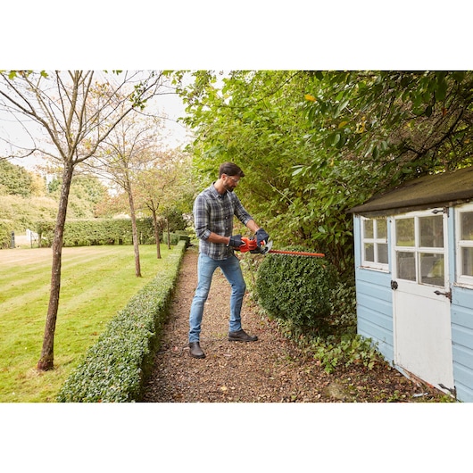 45cm 420W Hedge Trimmer