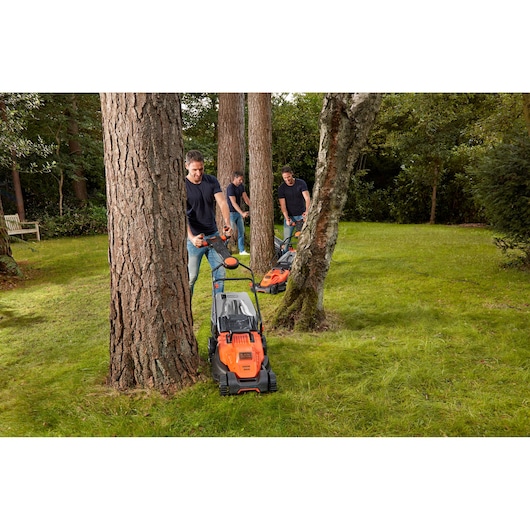 34cm 1400W Mower with EasySteer™