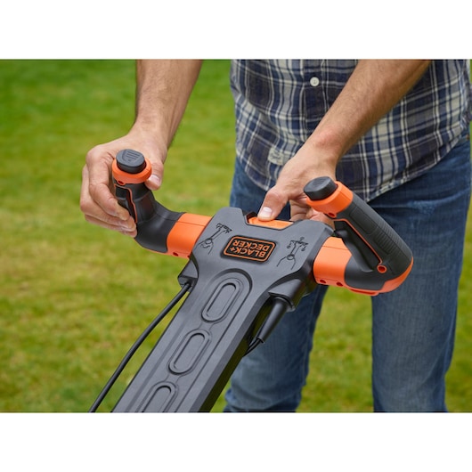 38cm 1600W Mower with EasySteer™