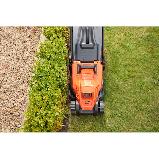 38cm 1600W Mower with EasySteer™