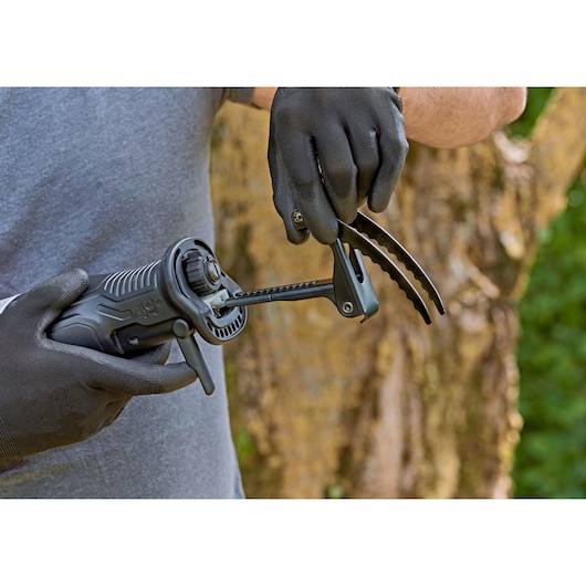 750W Electric Reciprocating Saw With Branch Holder and 2 Blades