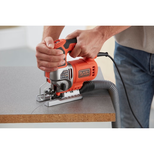 Electric Pendulum Jigsaw With 1 Blade (650W)