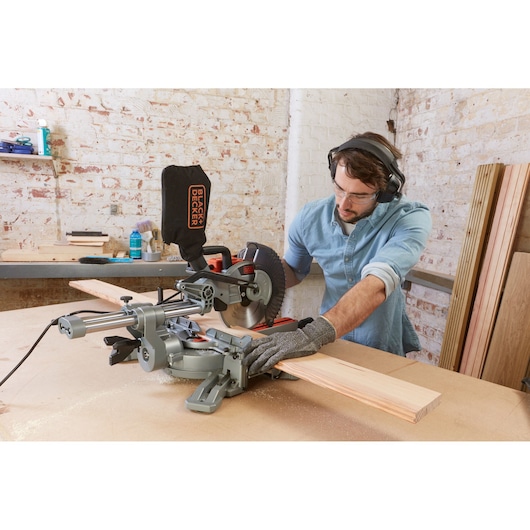 Single Bevel Slide Electric Mitre Saw (1600W) (216 mm)