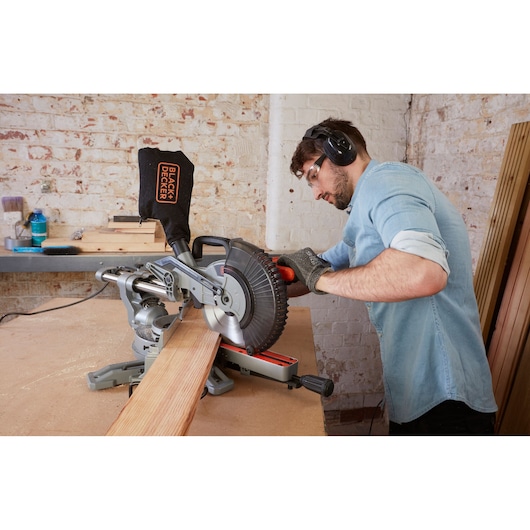 Single Bevel Slide Electric Mitre Saw (1600W) (216 mm)