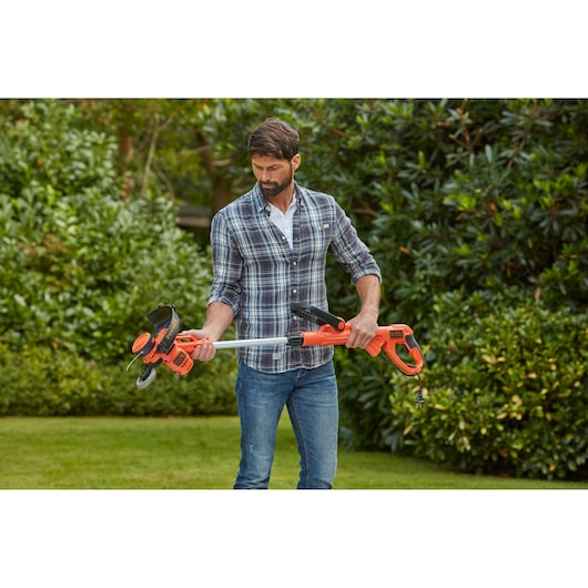 550W Corded STRIMMER® 30cm String Trimmer with AFS®