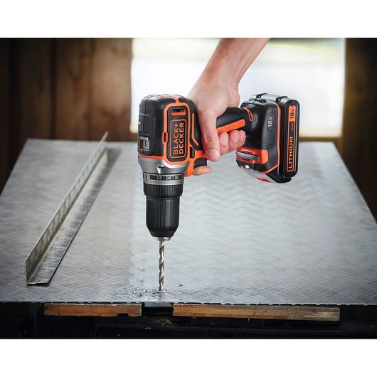 18V Lithium-ion Brushless 2 Gear Drill Driver + 2 x 2.0Ah Batteries with 1Amp charger in Kit Box