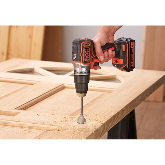 18V Lithium-ion Brushless 2 Gear Hammer Drill + 2 Batteries + 1 Amp charger + Kit Box