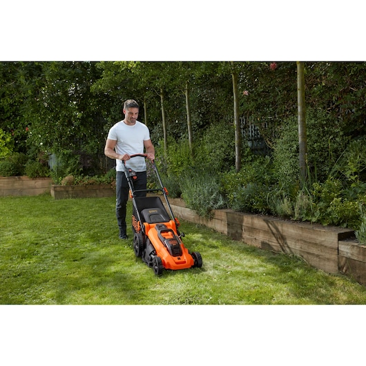 48cm 36V Lithium-ion Cordless Autosense Mower with 2 batteries