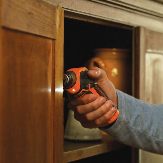 3.6V Cordless Screwdriver With Right Angle Attachment