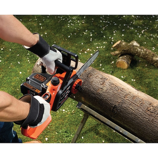 18V 2.0Ah Cordless Chainsaw (25 cm)