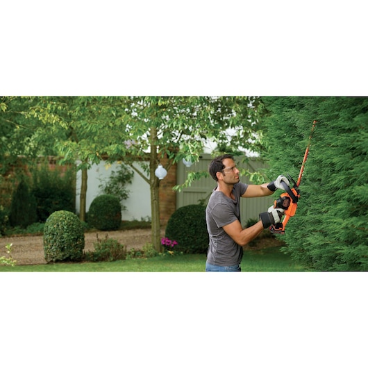 45cm 18V 2Ah POWERCOMMAND™ Hedge Trimmer