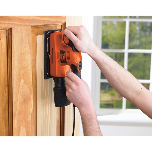 Variable Speed 1/3 Sheet Sander With 6 Accessories in a Kitbox (240W)
