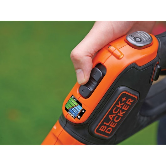 18V Cordless String Trimmer