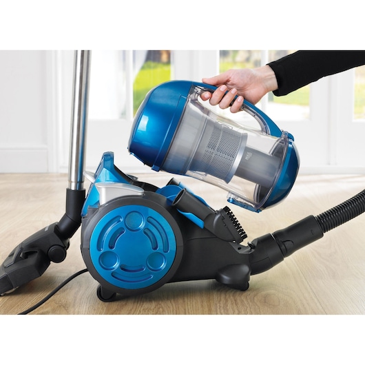 2000W Bagless Cyclonic Vac