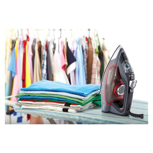 2200W MPP Steam Iron with Ceramic Soleplate